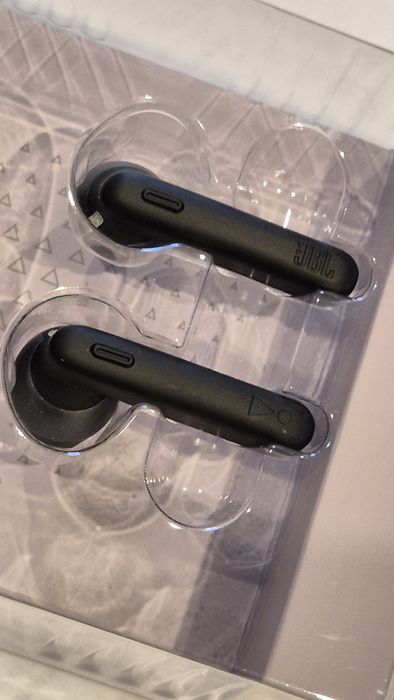 Słuchawki JBL TUNE 225 TWS
