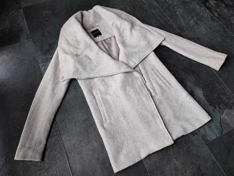 Демисезонное пальто mohito