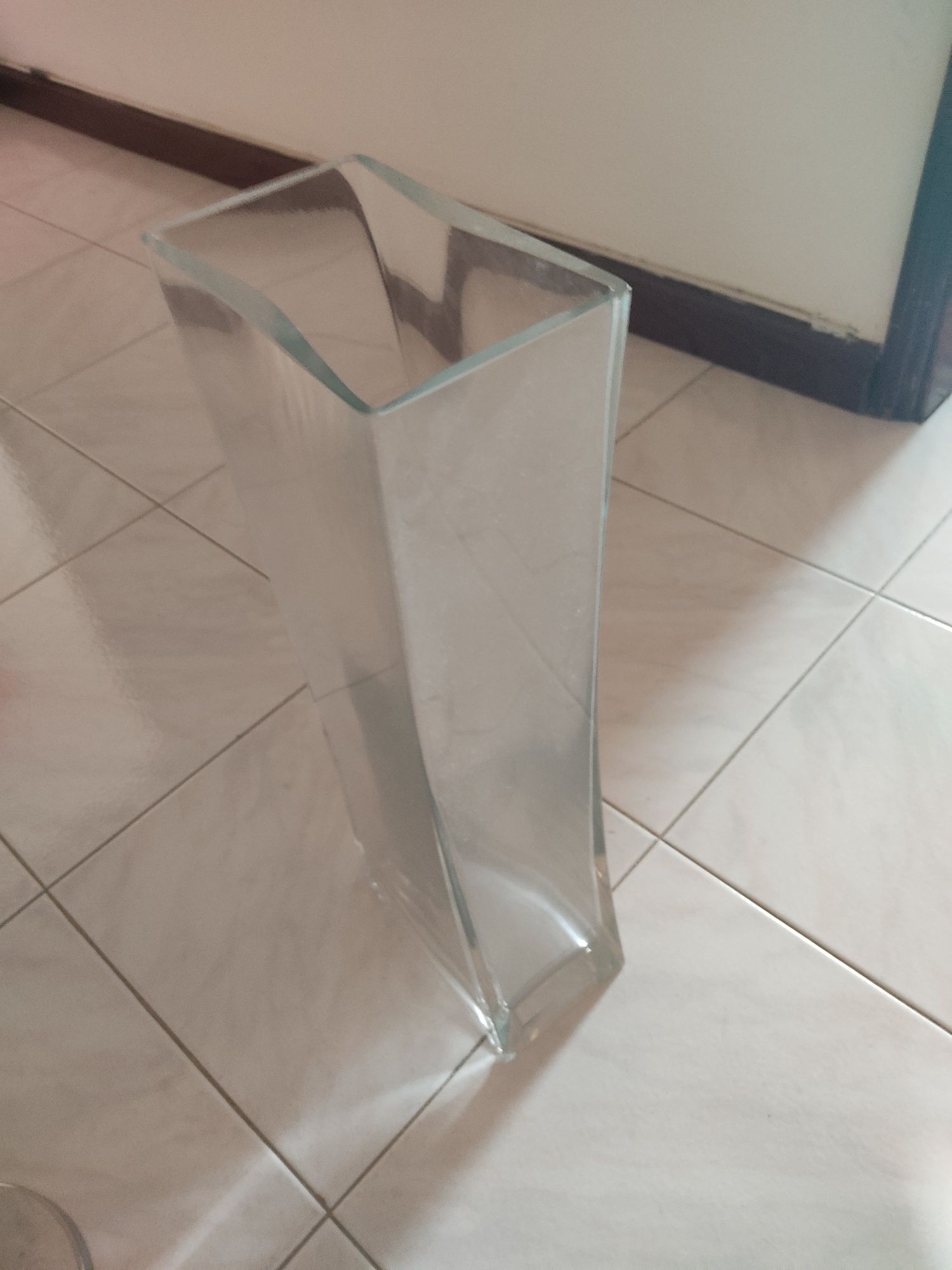 Vaso de vidro alto