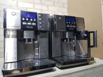 Кавомашина/кофемашина DeLonghi PrimaDonna /у з Німеччини
