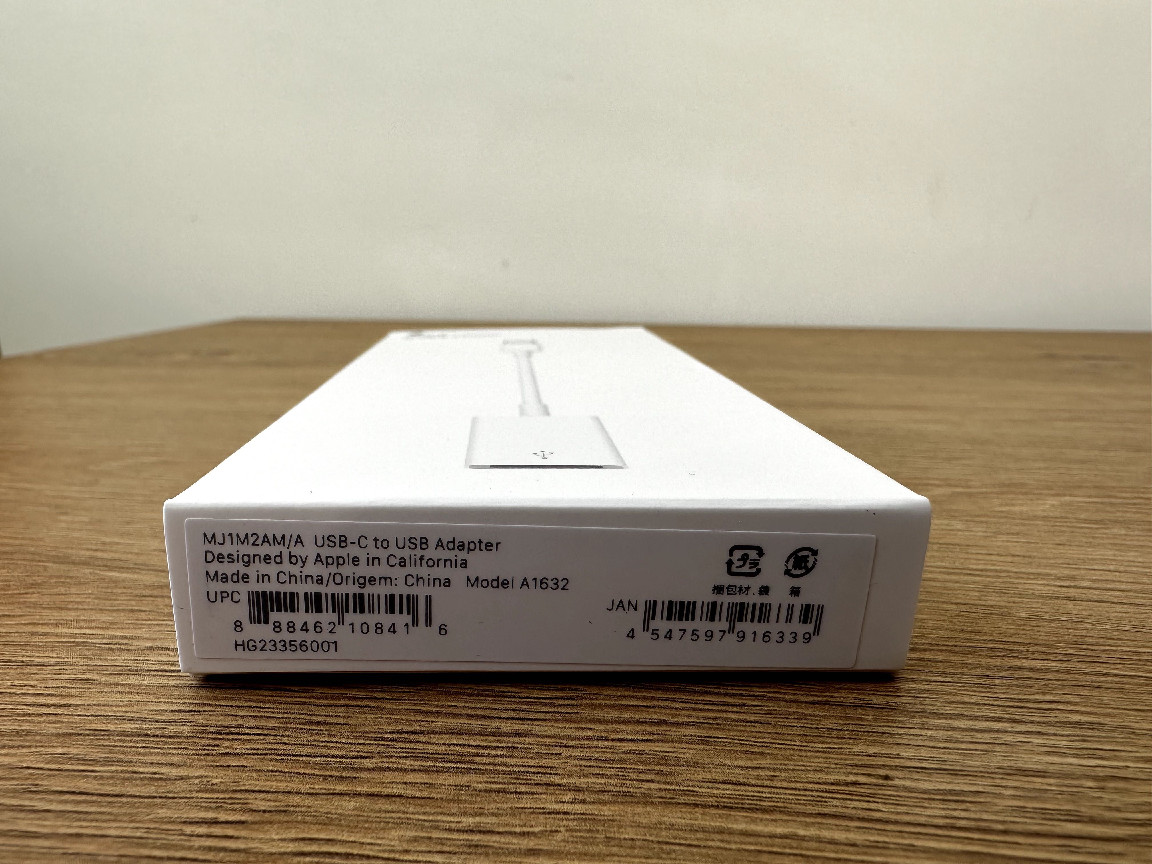 Оригінальний перехідник Apple USB-C to USB Adapter (MJ1M2)