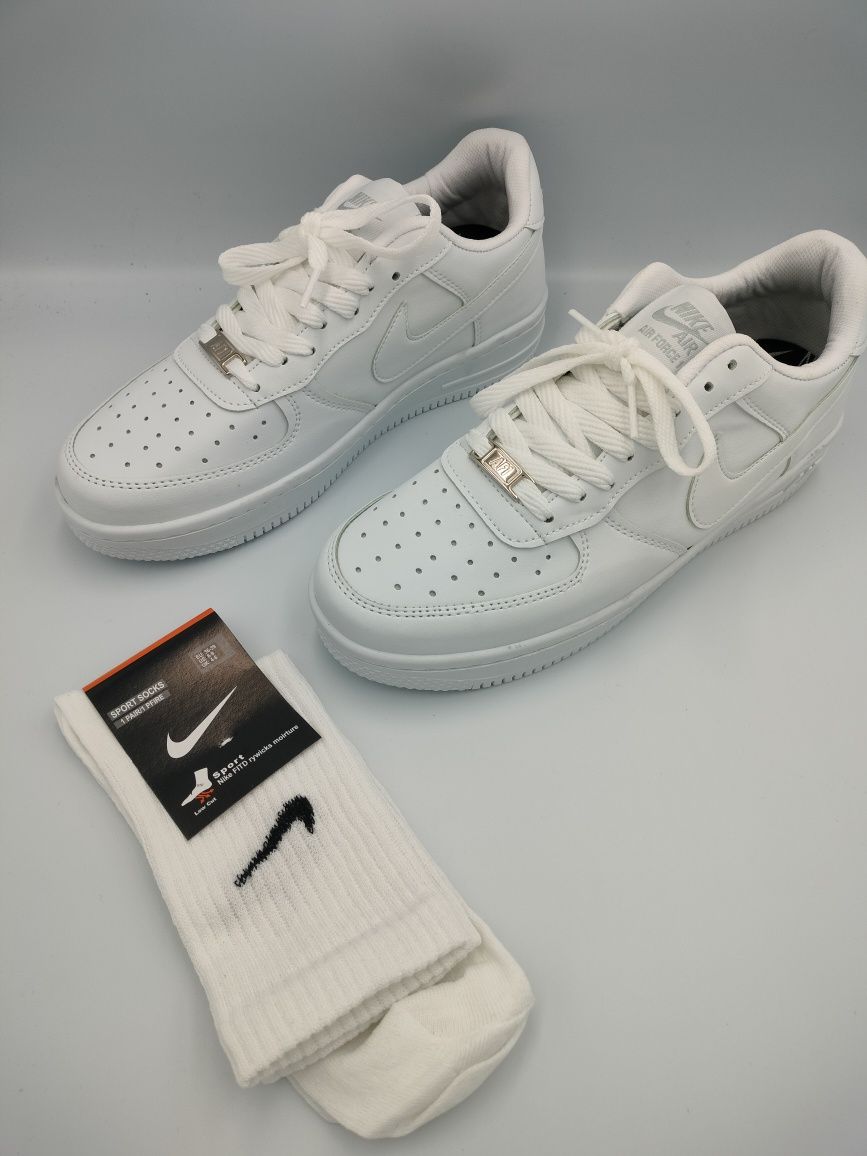 Nike Air Force 1 rozm 41 GRATIS skarpetki Nike!