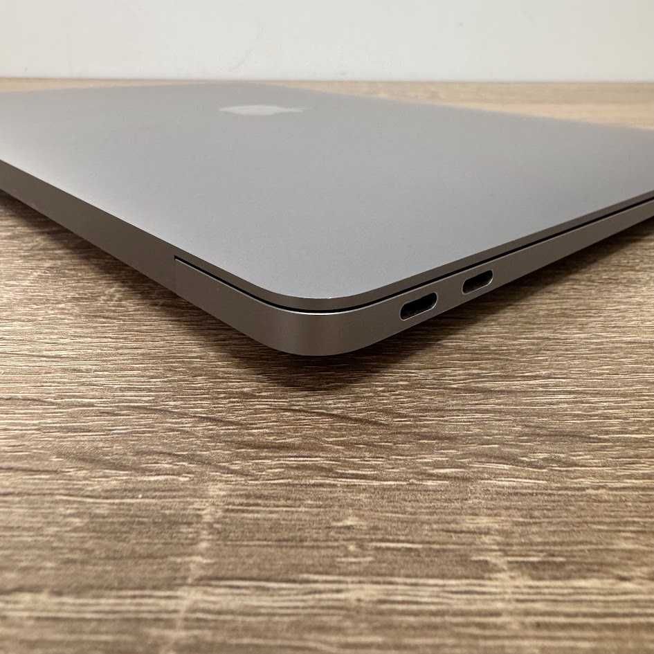 Apple Macbook Air 2020 M1 / 16Gb / SSD 256Gb - (код: M0612)
