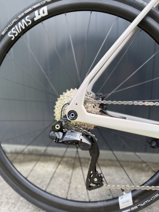 Rower szosowy Lapierre Pulsium 6.0 | Karbon | Shimano 105 Di2 XL