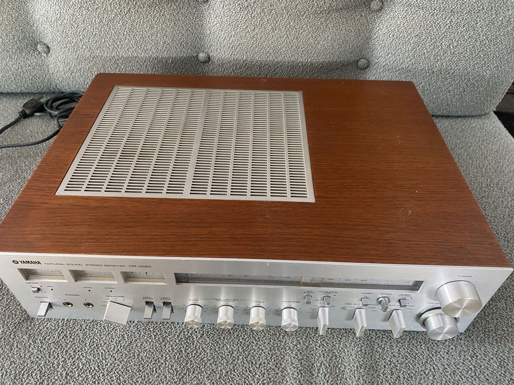 Amplificador Yamaha CR-1020