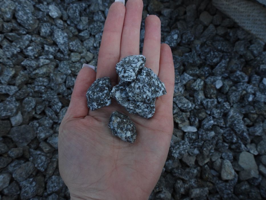 Kamienie ozdobne na cmentarz, grysy, otoczaki, duży wybór