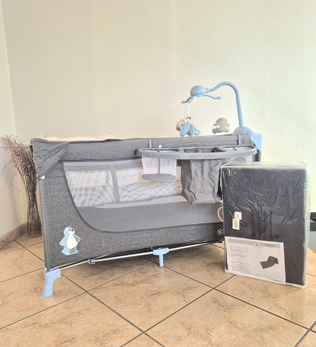 Cama de Viagem da marca Kinderkraft com Acessórios, como NOVA