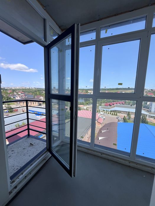 Продаж 3К в ЖК Вінницький з виглядом на озеро