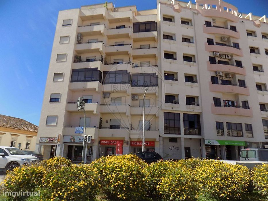 Apartamento T1 para arrendamento