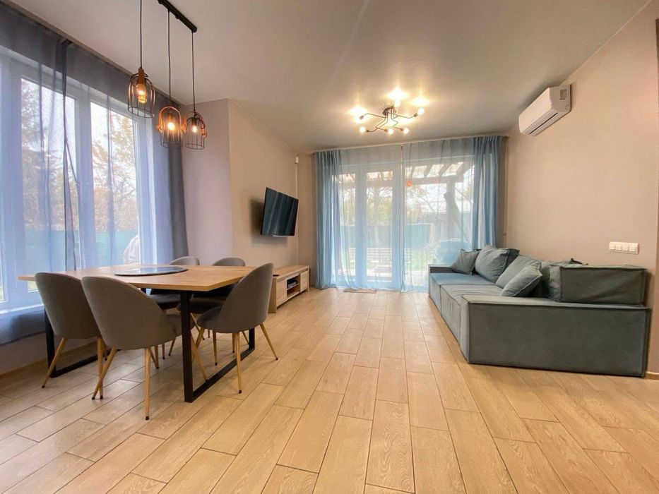 Русанівські Сади. Продаж окремого будинку в Києві