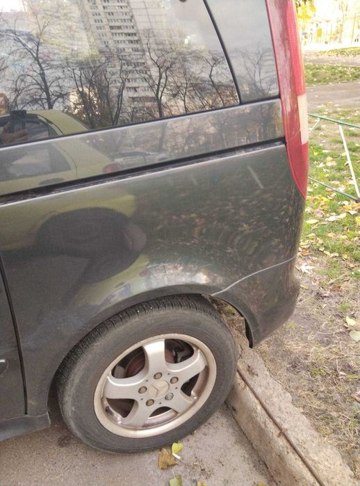 Авто  Мерседес Vaneo  1.9,, газ, с 2026 декларація, 2 к-та  РЕЗИНИ