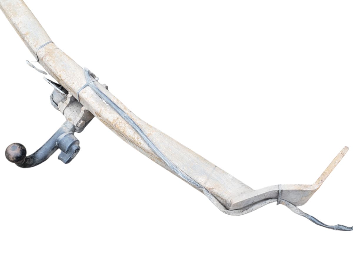 Фаркоп Hyundai Santa-Fe 2 2006-2012 E61002B000 разборка