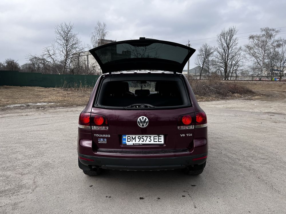 Продам Volkswagen Touareg 3.0 TDI