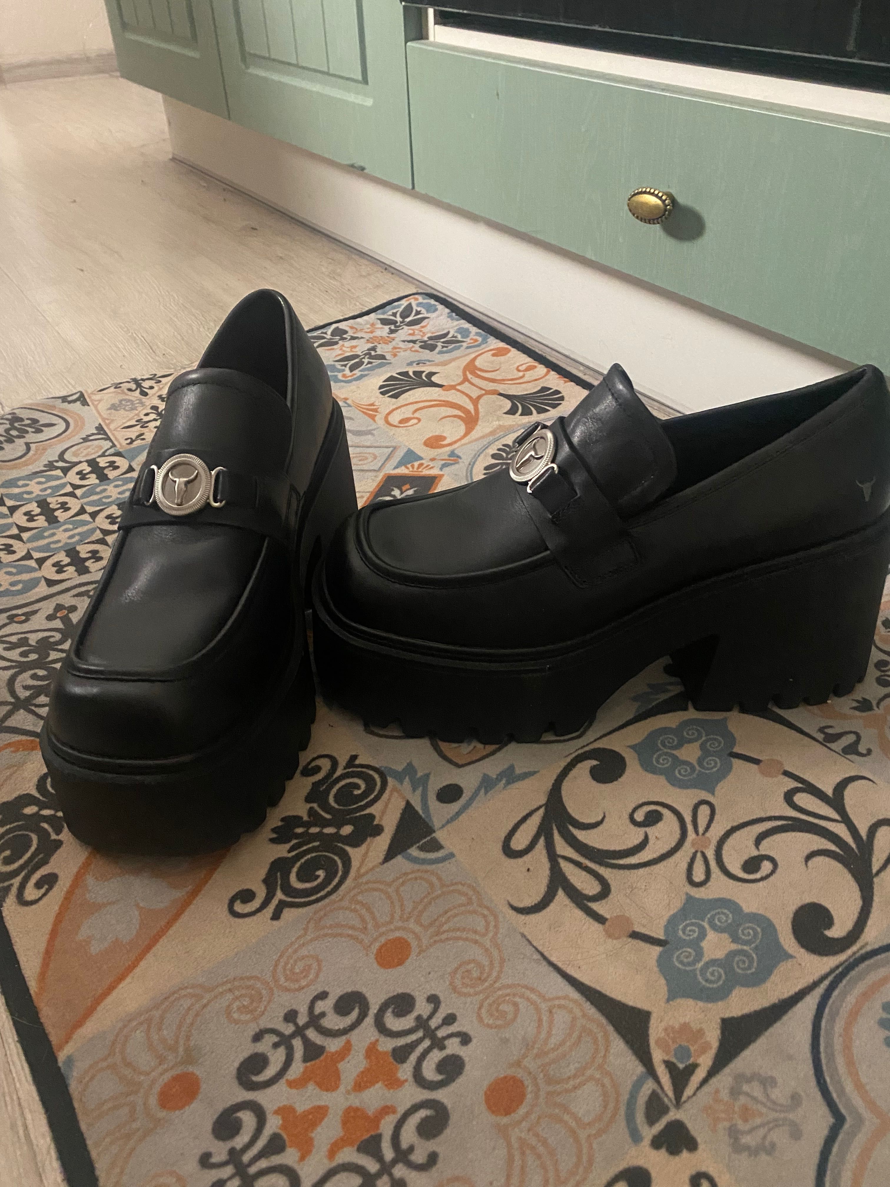 Windsor smith шкіряні лофери
