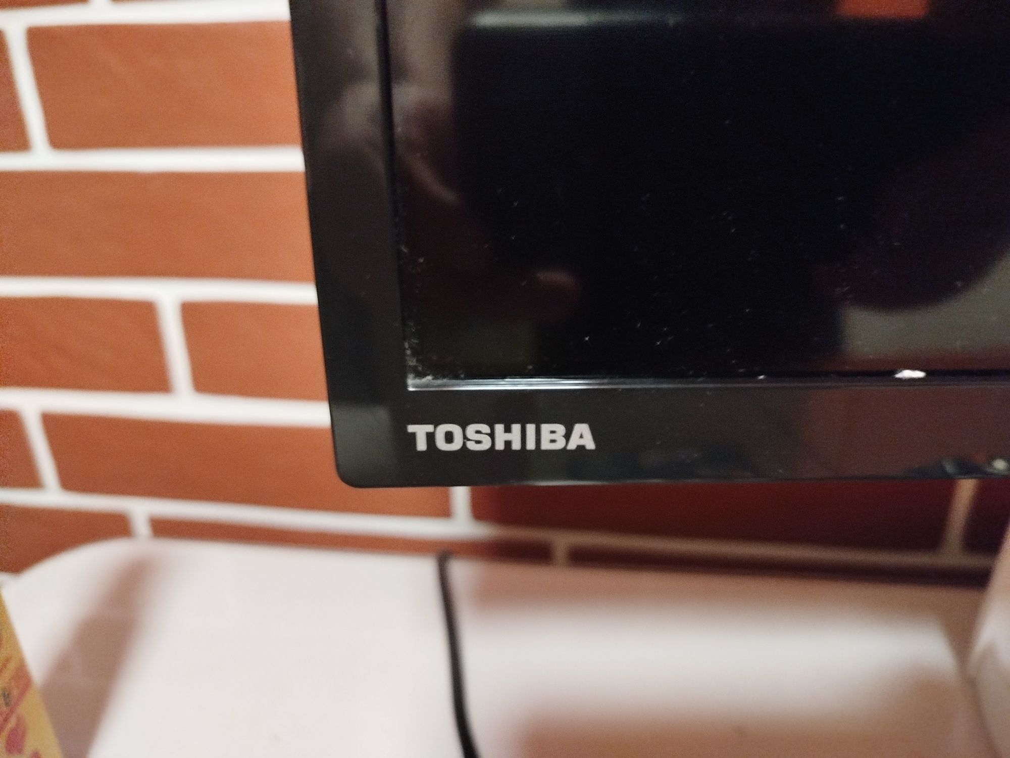Телевизор 32 Toshiba
