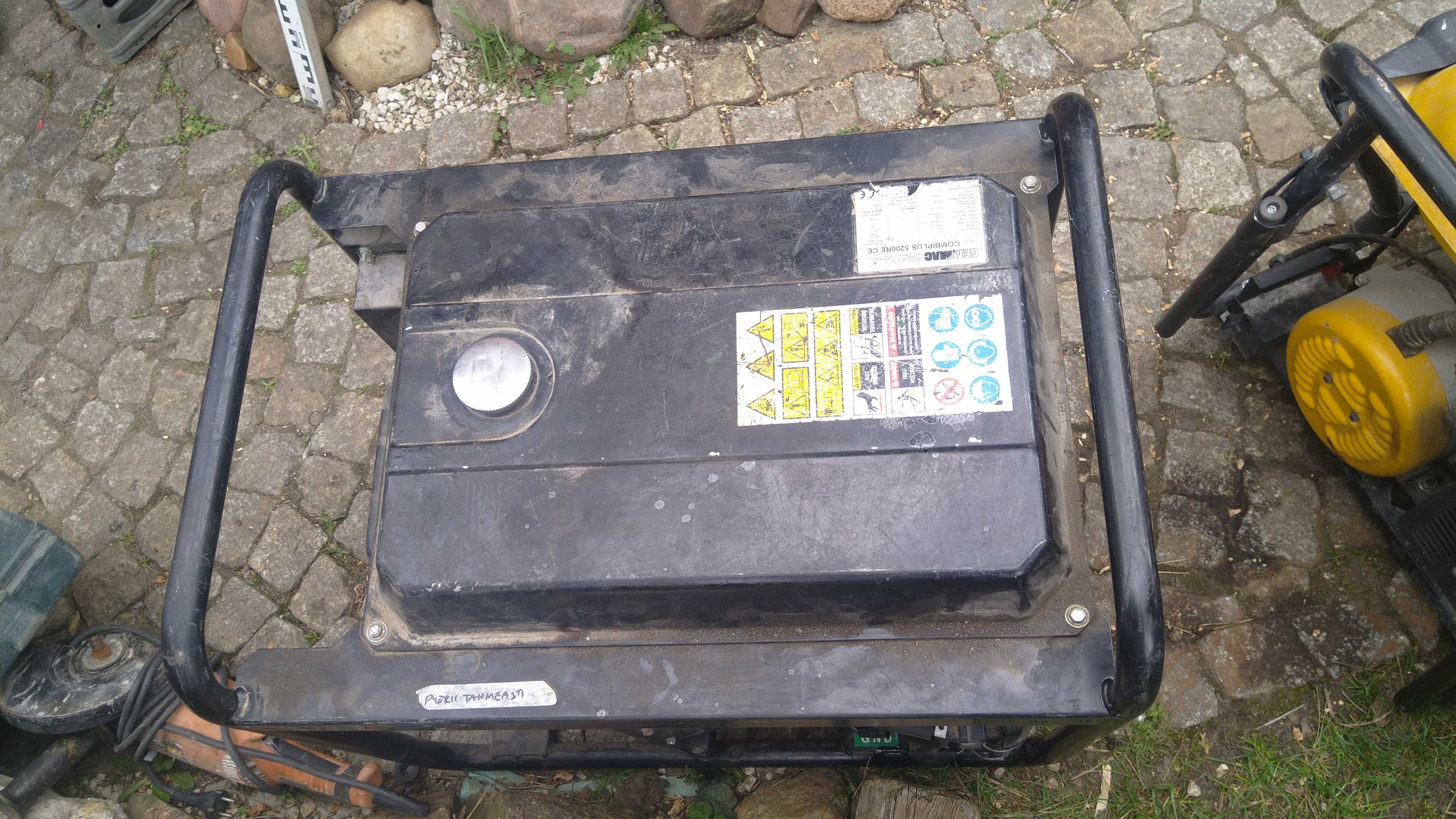 Agregat prądotwórczy GENMAC Combiplus 5200R