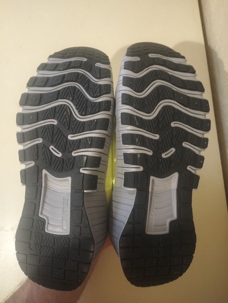 Кросівки  Nike Free Metcon 6