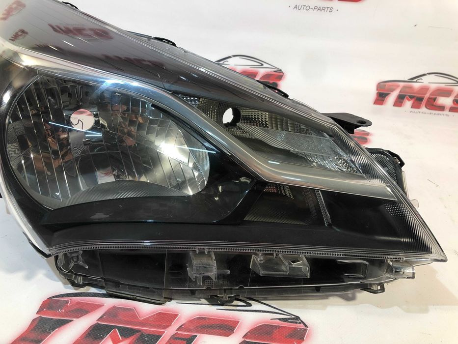 Farol Frente Otica TOYOTA YARIS 3 III DIREITO ORIGINAL