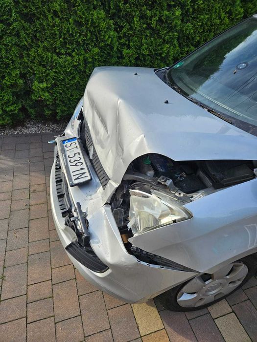 Suzuki Swift IV uszkodzony