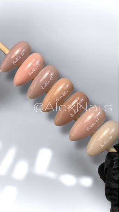 Гелі для нарощення нігтів. Розлив