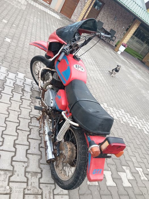 Cezeta z dokumentami