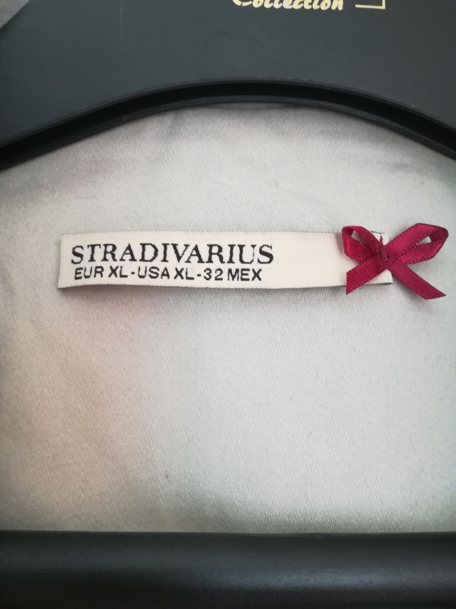 Beżowy żakiet Stradivarius