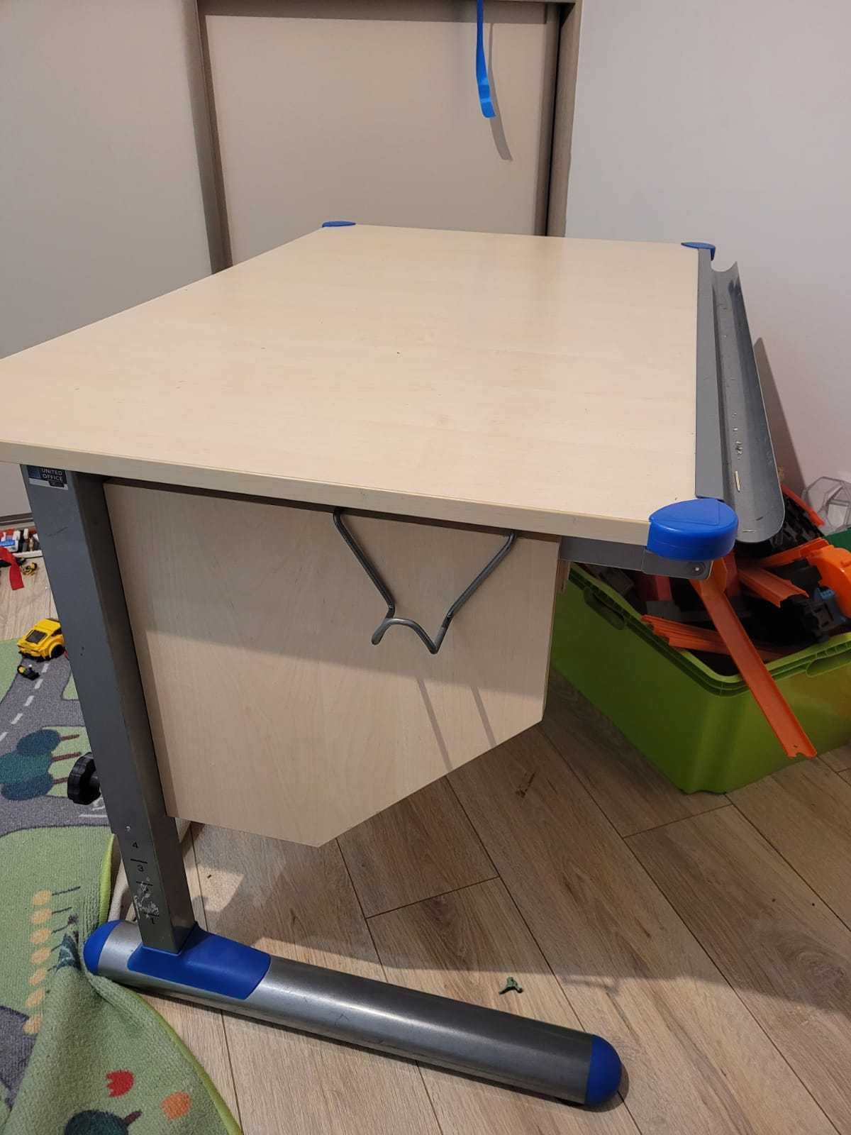 Biurko  młodzieźowe z regulowanym blatem 110x72,5 Lidl