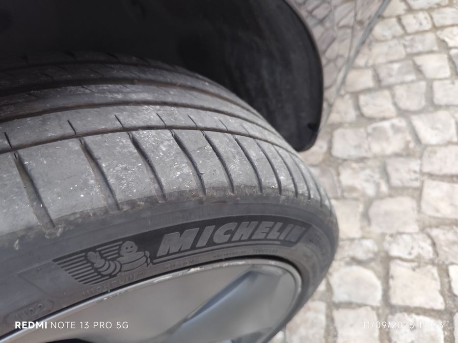 Tesla AWD Long Range 491 CV autonomia 580km IVA Dedutível NACIONAL