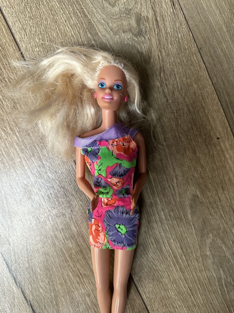 Lalka Barbie Superstarka z lat 90