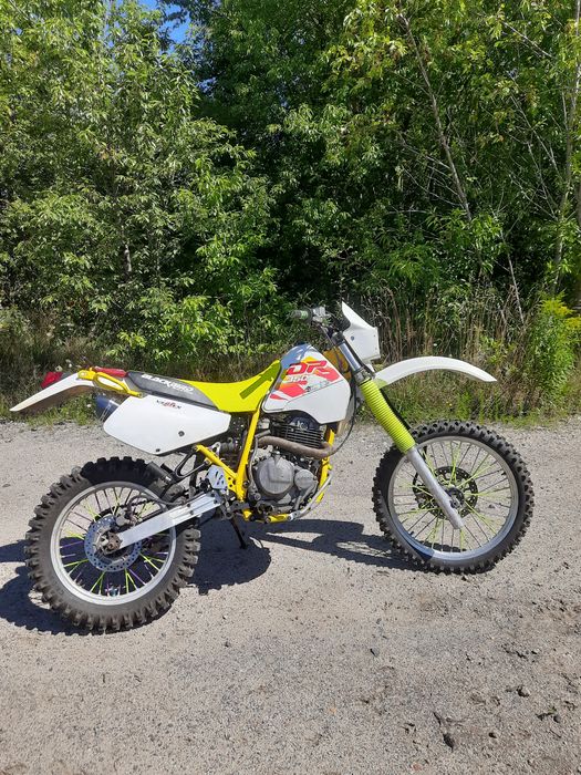Suzuki dr 350 enduro