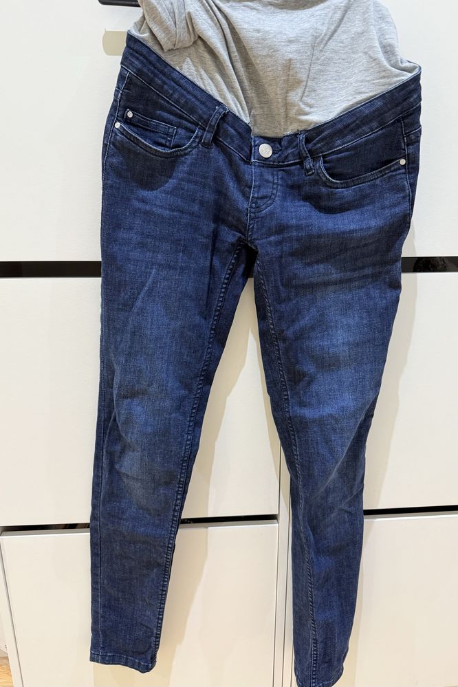 Calças jeans de pré-mamã