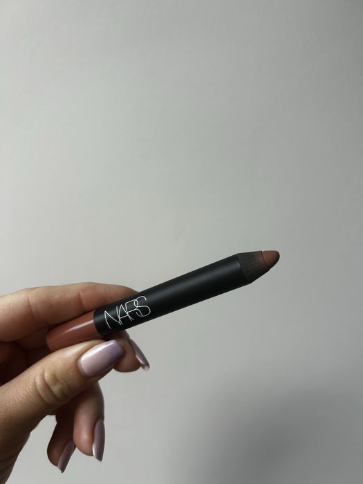 NARS kredka do ust