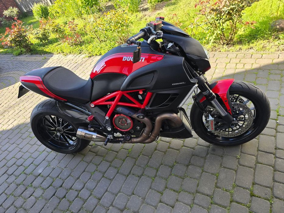 Ducati Diavel Ducati diavel carbon