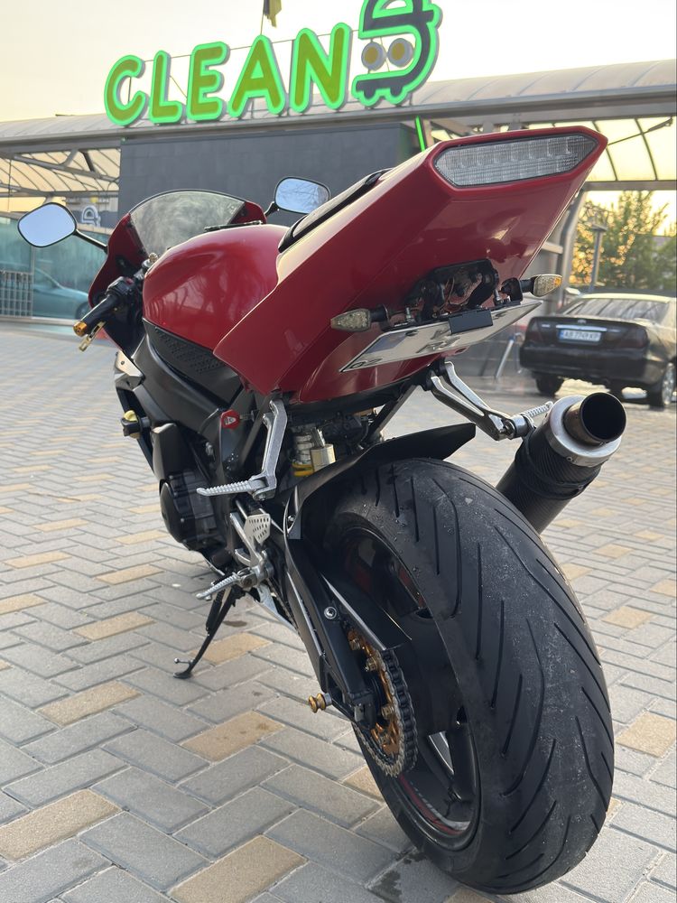 Yamaha YZF R1 2003