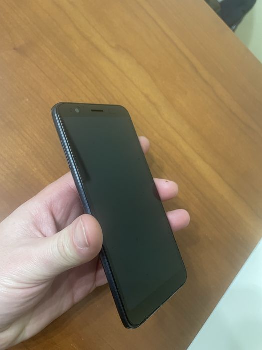 Asus Zenfone live L1  2/16gb