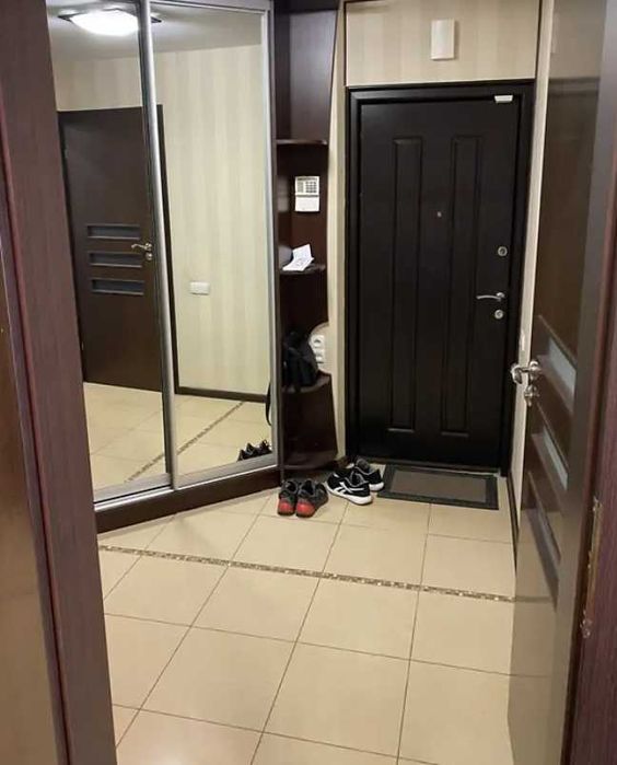 Продаж 3к.квартири,АГВ,не кутова,ремонт, техніка, р-н Буд. Офіцерів