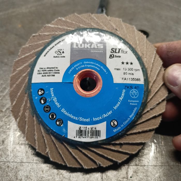 Tarcza do szlifowania Lukas lamelka listkowa gradacja 40 do pachwin