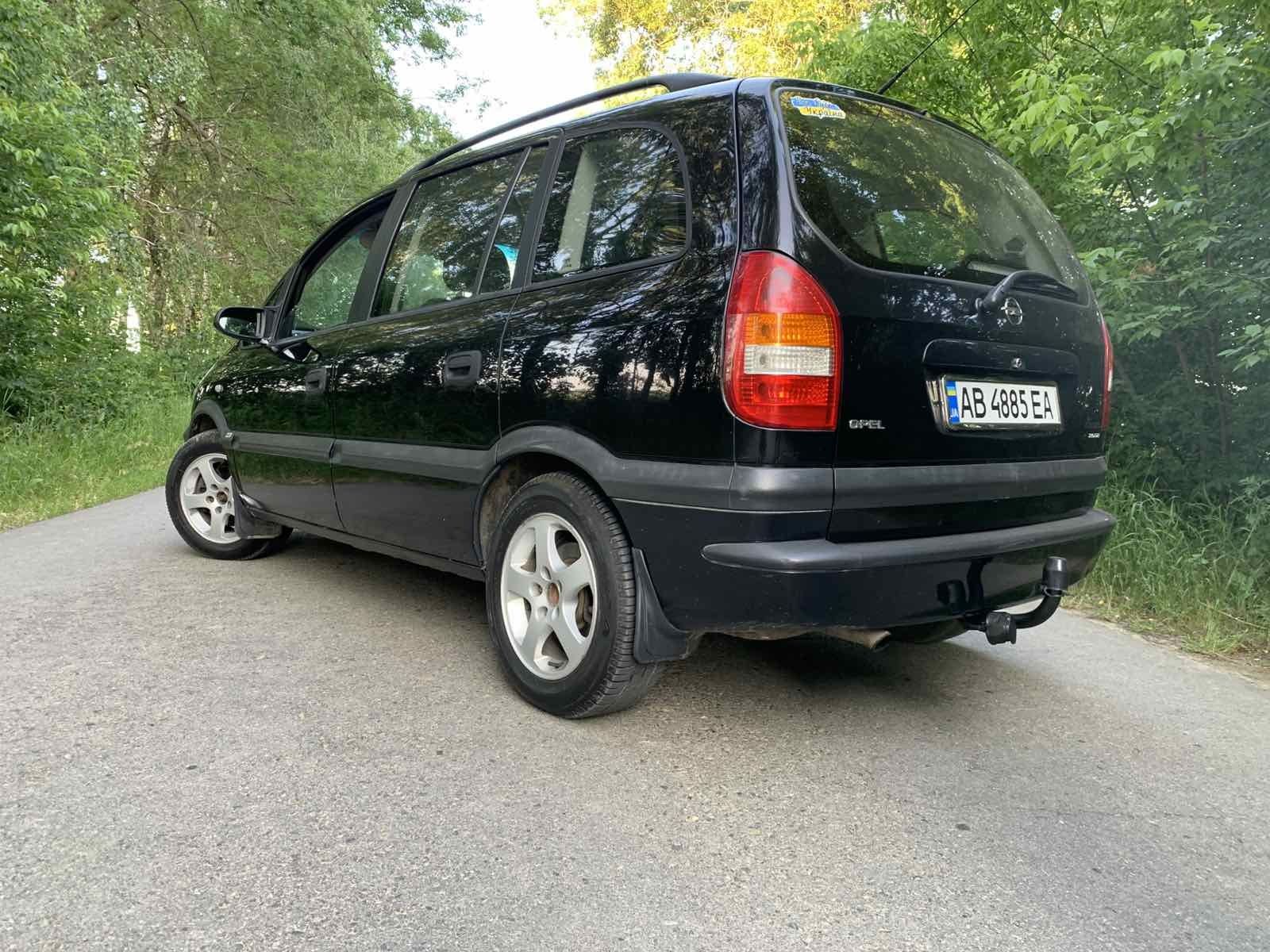 Продам Домашнє авто Опель Зафіра 2.0 дизель в чудовому стані