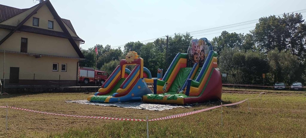 Dmuchaniec zjeżdżalnia dmuchana