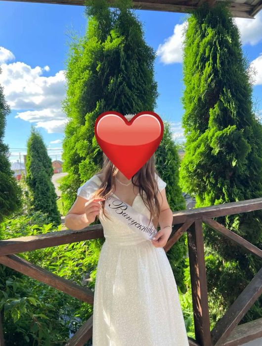 Нарядне Випускне плаття