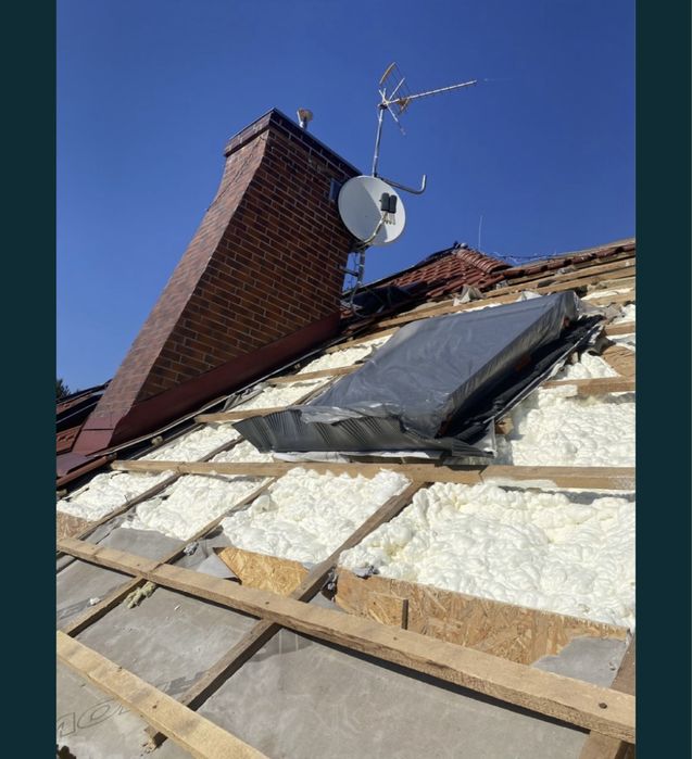 Naprawa dachu po kunach - Ocieplanie dachu - Naprawa izolacji po kunie