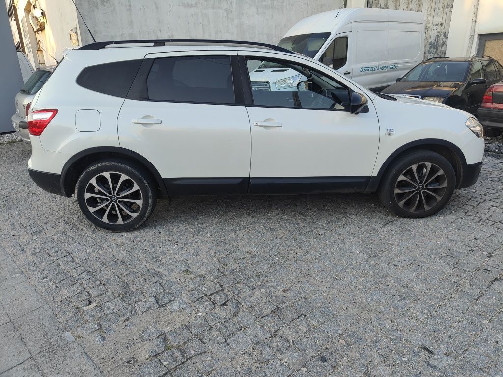 Nissan qashqai +2 para peças