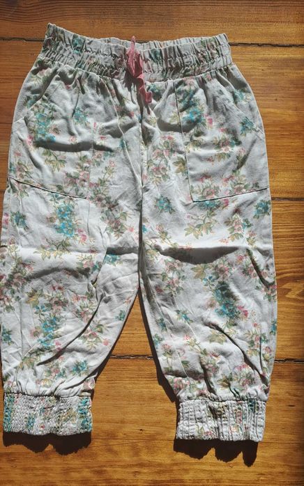 Calças  4/5 anos Primark