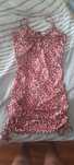 vestido justo com flores