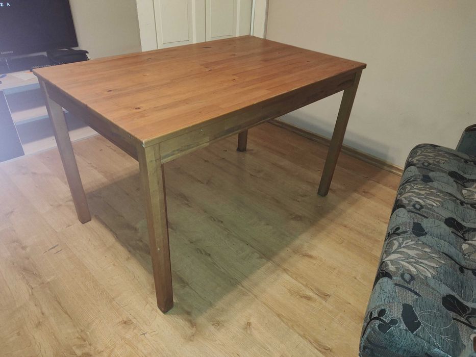 Stół z litego drewna