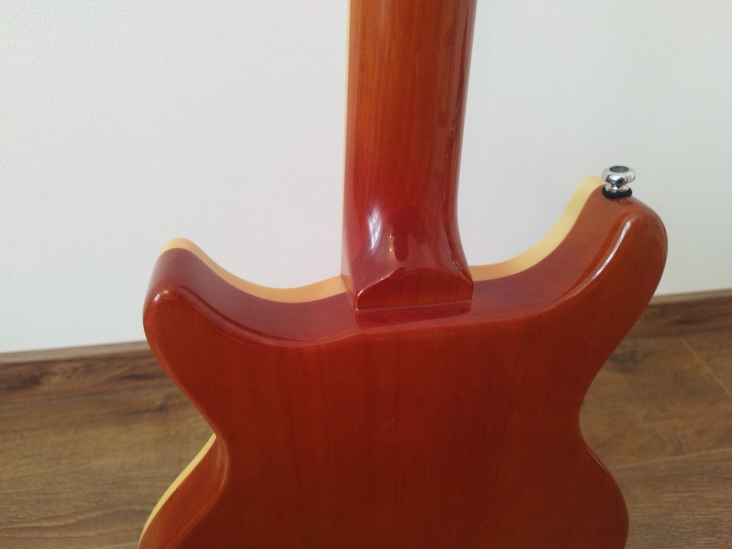 електрогитара HAMER Sunburst Q/T XT series