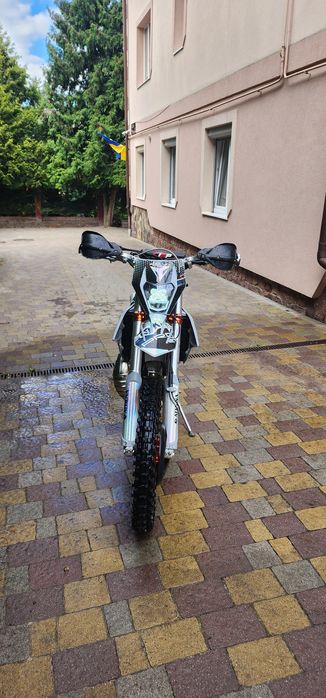 Продам кові 250 2т  стан9.5/10 2025р