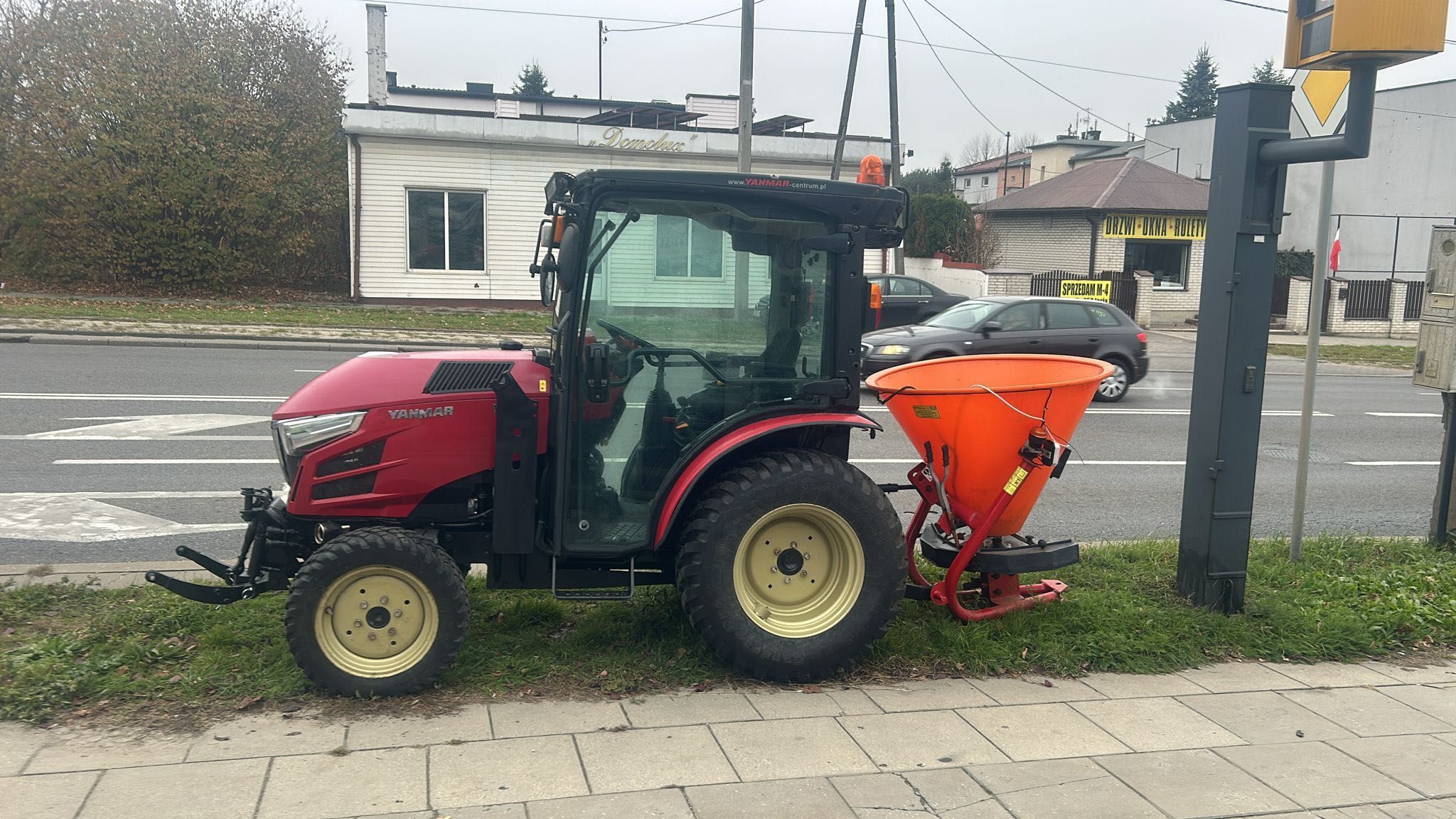 Traktor Yanmar 35 KM z osprzętem ZESTAW