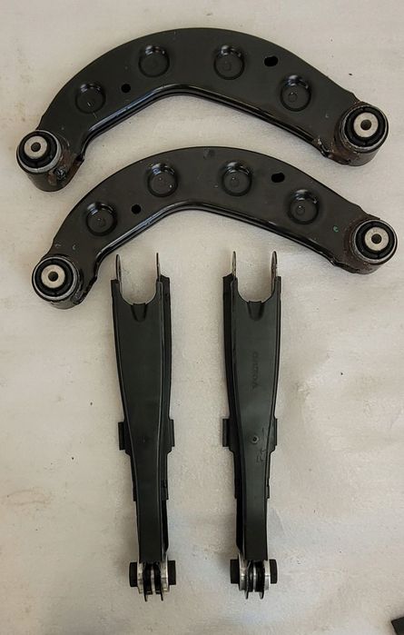 WAHACZ PRAWY LEWY TYŁ KOMPLET VOLVO V60 II 2018- 31387207 / 31360863