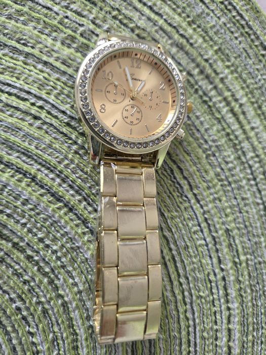 Zegarek Geneva w kolorze złotym